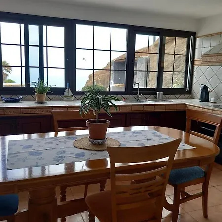 Casa El Olivo בית נופש La Asomada (Lanzarote)